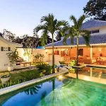 Villa Madura DREAM 3bdrs Central Seminyak